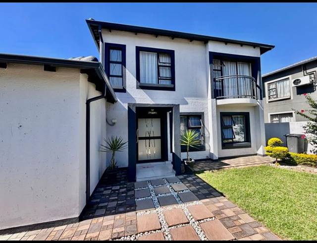 3 BEDROOM HOUSE FOR SALE IN AMANDASIG